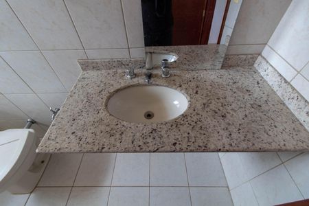 Casa para alugar com 449m², 4 quartos e 4 vagasBANHEIRO DA SUITE 3