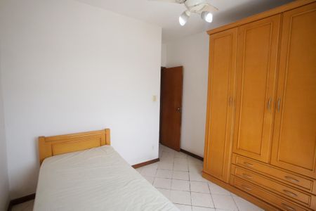 Apartamento à venda com 120m², 3 quartos e 2 vagasQuarto 2