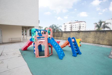 Apartamento à venda com 120m², 3 quartos e 2 vagasÁrea comum - Playground