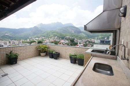 Apartamento à venda com 120m², 3 quartos e 2 vagasChurrasqueira da cobertura