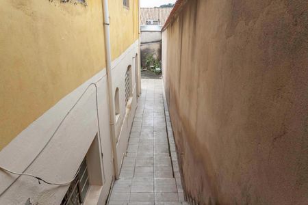 Casa à venda com 236m², 4 quartos e 2 vagasEntrada