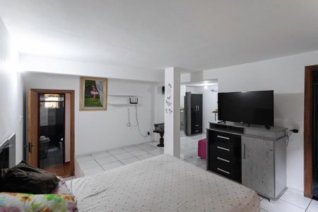 Casa à venda com 236m², 4 quartos e 2 vagasSuíte 