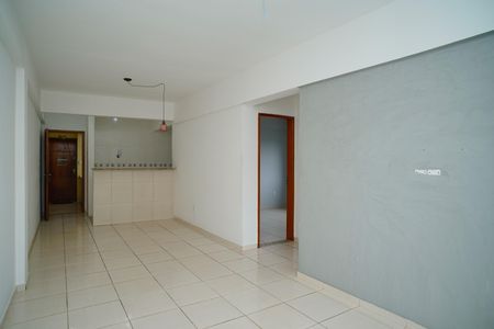Sala de apartamento para alugar com 2 quartos, 64m² em Bosque Fundo, Maricá