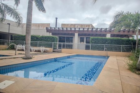 Apartamento à venda com 72m², 3 quartos e 1 vagaÁrea comum - Piscina