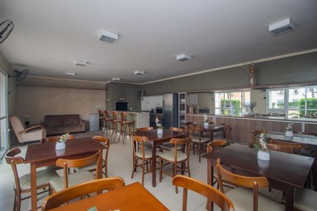 Apartamento à venda com 72m², 3 quartos e 1 vagaÁrea comum - Salão de festas