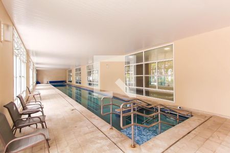 Apartamento à venda com 205m², 3 quartos e 4 vagasPiscina
