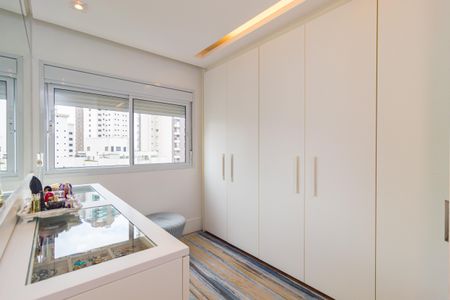 Apartamento à venda com 205m², 3 quartos e 4 vagasQuarto - Closet
