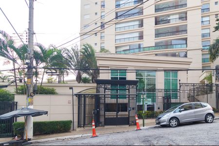 Apartamento à venda com 205m², 3 quartos e 4 vagasFachada