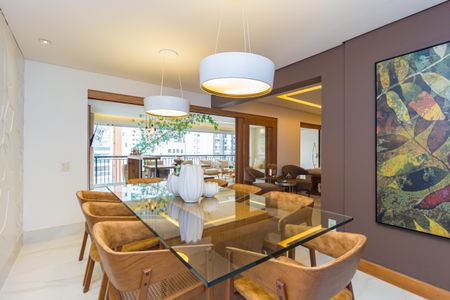 Apartamento à venda com 205m², 3 quartos e 4 vagasSala de Jantar