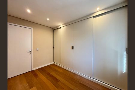 Apartamento à venda com 94m², 3 quartos e 2 vagasQuarto 1