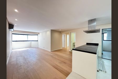 Sala de apartamento à venda com 3 quartos, 94m² em Vila Olímpia, São Paulo