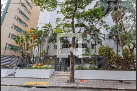 Apartamento à venda com 94m², 3 quartos e 2 vagasFachada