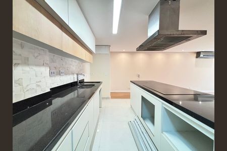 Apartamento à venda com 94m², 3 quartos e 2 vagasCozinha