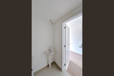 Banheiro de kitnet/studio à venda com 1 quarto, 25m² em Penha de França, São Paulo