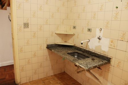 Apartamento à venda com 85m², 2 quartos e sem vagaCozinha