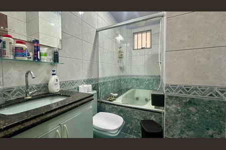 Apartamento à venda com 160m², 4 quartos e 2 vagasBanheiro 