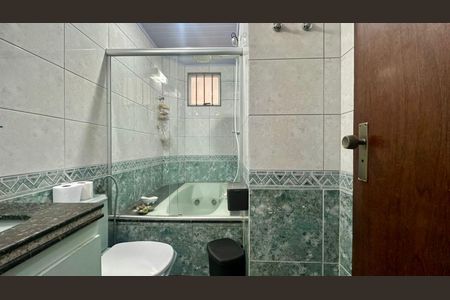 Apartamento à venda com 160m², 4 quartos e 2 vagasBanheiro 