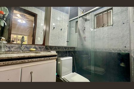 Apartamento à venda com 160m², 4 quartos e 2 vagasBanheiro 