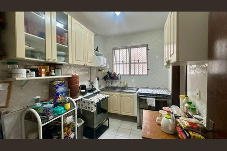 Apartamento à venda com 160m², 4 quartos e 2 vagasCozinha 