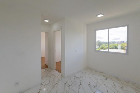 Sala de apartamento para alugar com 2 quartos, 41m² em Usina Piratininga, São Paulo