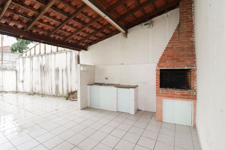 Casa à venda com 170m², 4 quartos e 2 vagas Casa à venda com 170m², 4 quartos e 2 vagasChurrasqueira