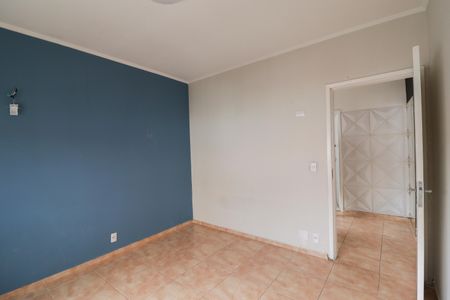 Casa à venda com 170m², 4 quartos e 2 vagas Casa à venda com 170m², 4 quartos e 2 vagasQuarto 2