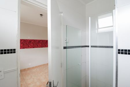 Casa à venda com 170m², 4 quartos e 2 vagas Casa à venda com 170m², 4 quartos e 2 vagasBanheiro da Suíte