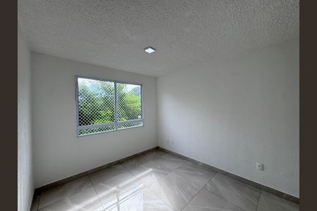 Sala de apartamento para alugar com 2 quartos, 43m² em Vargem Pequena, Rio de Janeiro