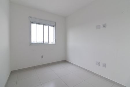 Quarto 2 de apartamento para alugar com 2 quartos, 45m² em Vila Paranagua, São Paulo