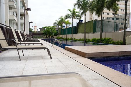 Apartamento para alugar com 102m², 3 quartos e 2 vagasÁrea comum - Piscina