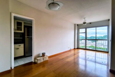 Apartamento à venda com 2 quartos, 53m² em Pechincha, Rio de Janeiro
