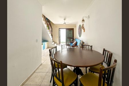 Casa de condomínio para alugar com 100m², 3 quartos e 2 vagasSala de Jantar