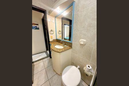 Casa de condomínio para alugar com 100m², 3 quartos e 2 vagasBanheiro 1