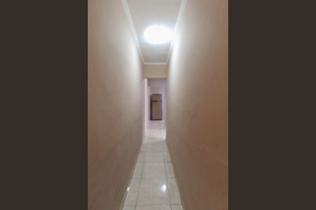 Casa para alugar com 142m², 3 quartos e sem vaga Casa para alugar com 142m², 3 quartos e sem vagaCorredor