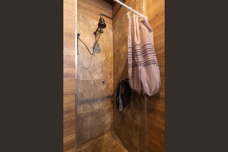 Studio à venda com 58m², 2 quartos e sem vaga Studio à venda com 58m², 2 quartos e sem vagaBanheiro