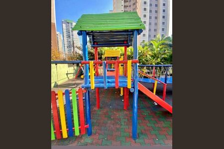 Apartamento à venda com 68m², 2 quartos e 1 vagaFoto 02