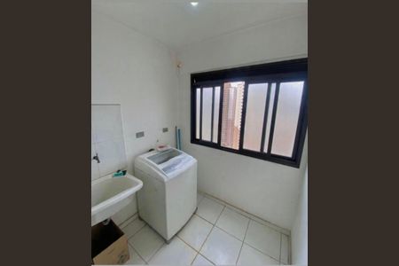 Foto 04 de apartamento à venda com 2 quartos, 68m² em Jardim Maria Rosa, Taboão da Serra
