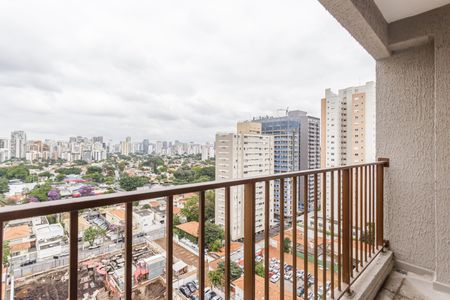 Studio para alugar com 25m², 1 quarto e sem vaga Studio para alugar com 25m², 1 quarto e sem vagaVaranda