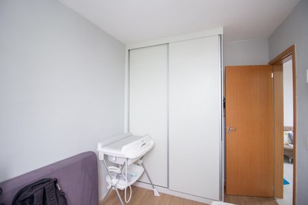Apartamento à venda com 48m², 2 quartos e 2 vagasQuarto 2