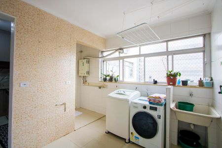 Apartamento à venda com 197m², 3 quartos e 1 vagaÁrea de serviço