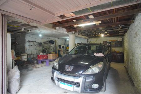 Casa à venda com 146m², 3 quartos e 2 vagasGaragem