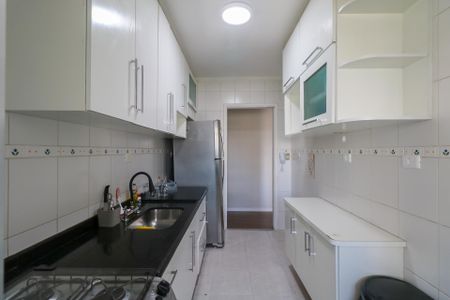 Apartamento para alugar com 64m², 2 quartos e 1 vagaCozinha