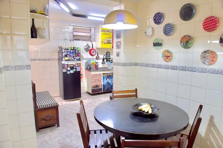 Apartamento à venda com 105m², 3 quartos e 1 vaga Apartamento à venda com 105m², 3 quartos e 1 vagaCopa