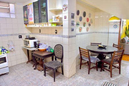 Apartamento à venda com 105m², 3 quartos e 1 vaga Apartamento à venda com 105m², 3 quartos e 1 vagaCopa