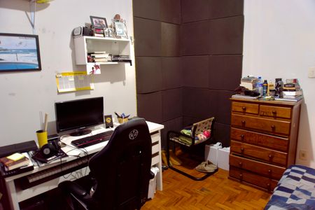 Apartamento à venda com 105m², 3 quartos e 1 vaga Apartamento à venda com 105m², 3 quartos e 1 vagaQuarto 2