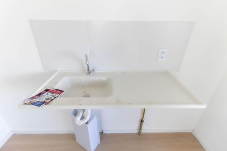 Sala - Cozinha de apartamento para alugar com 2 quartos, 36m² em Vila Taquari, São Paulo