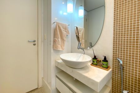 Apartamento à venda com 114m², 3 quartos e 2 vagasBanheiro