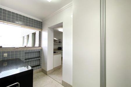 Apartamento à venda com 114m², 3 quartos e 2 vagasÁrea de Serviço