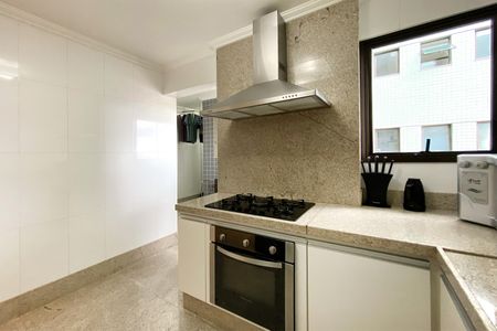 Apartamento à venda com 114m², 3 quartos e 2 vagasCozinha
