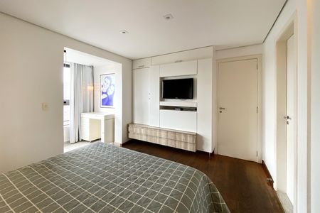 Apartamento à venda com 114m², 3 quartos e 2 vagasSuite 1